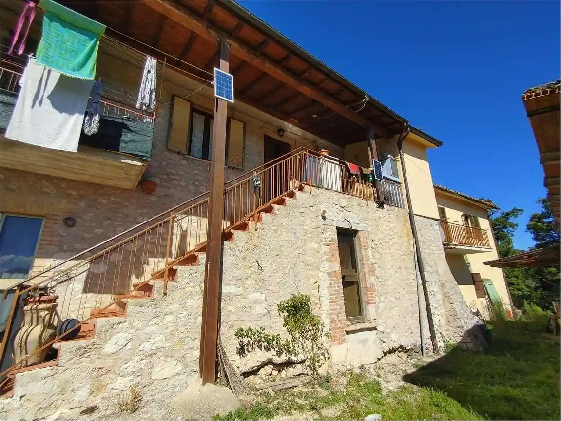 Appartamento in vendita a Cerreto di Spoleto