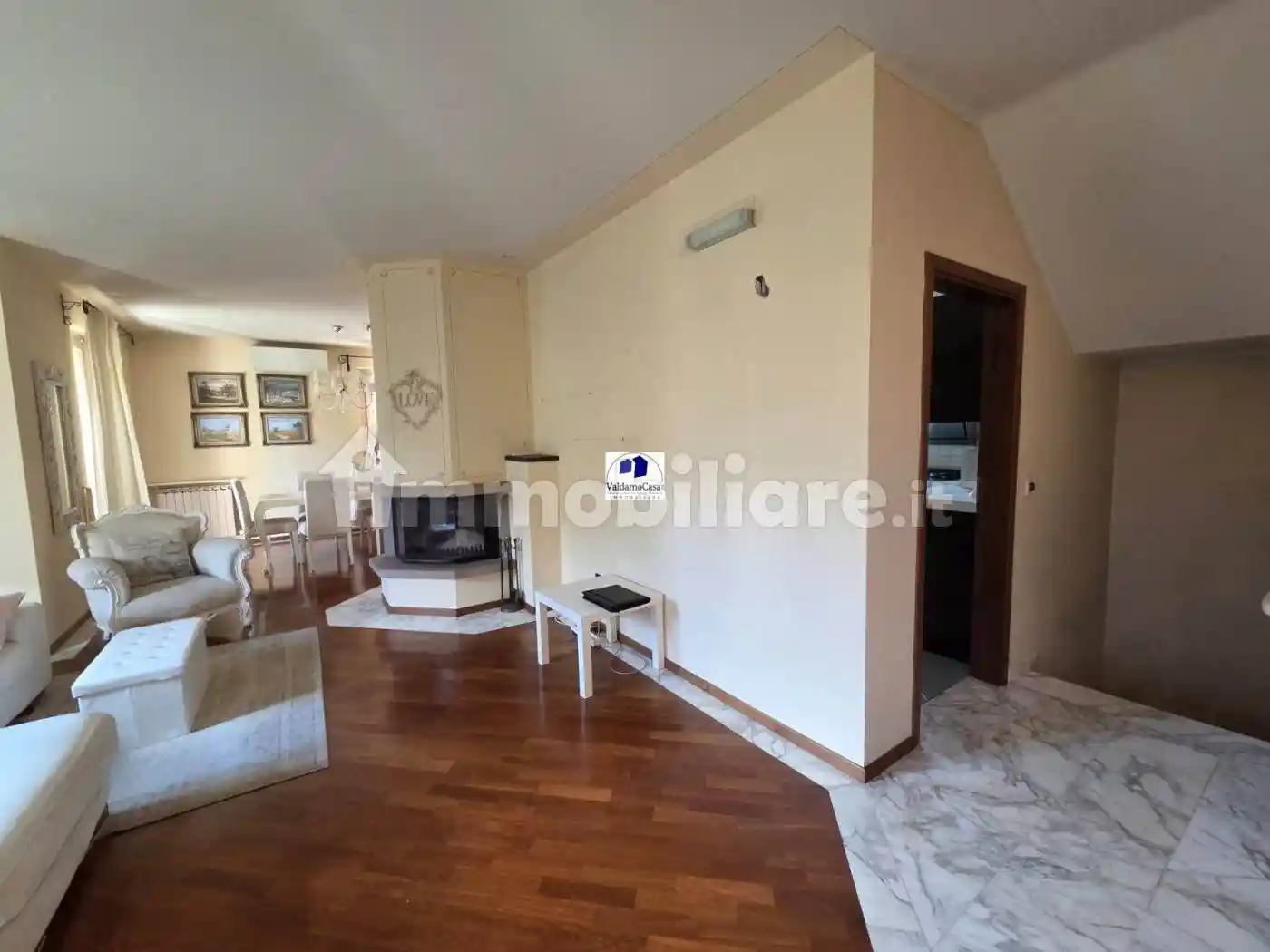 Casa indipendente in vendita a Castelfranco Piandisco