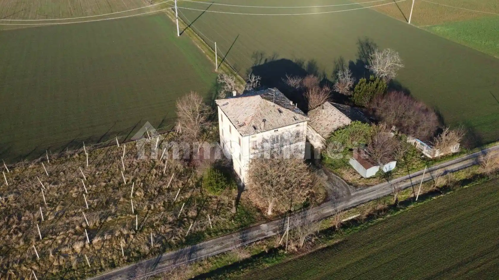 Rustico - Casale in vendita a Parma