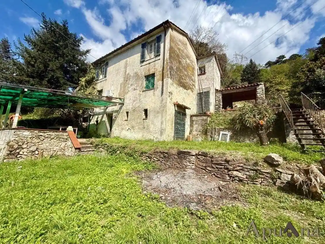 Rustico - Casale in vendita a Massa