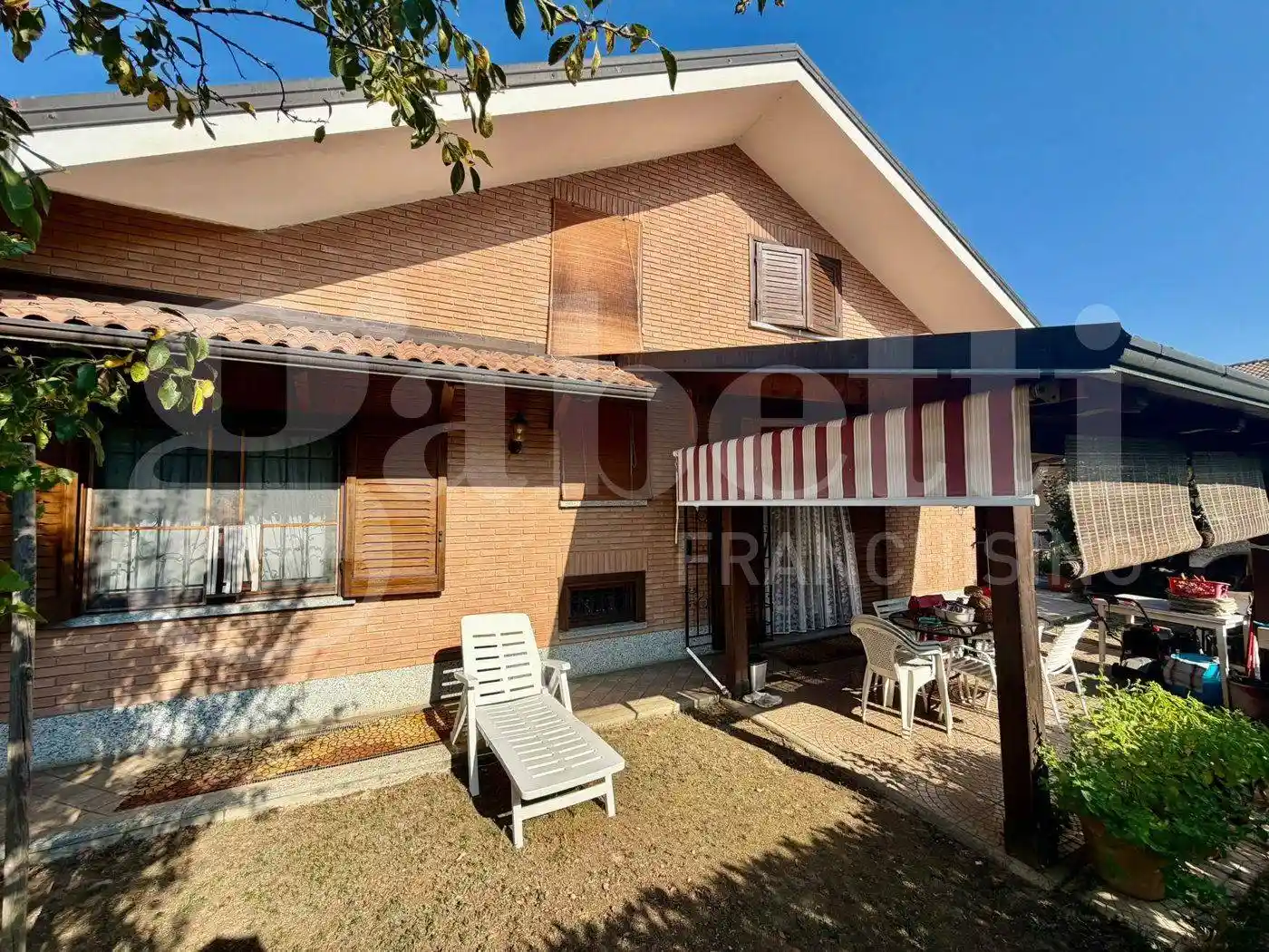 Villa in vendita a Bruino
