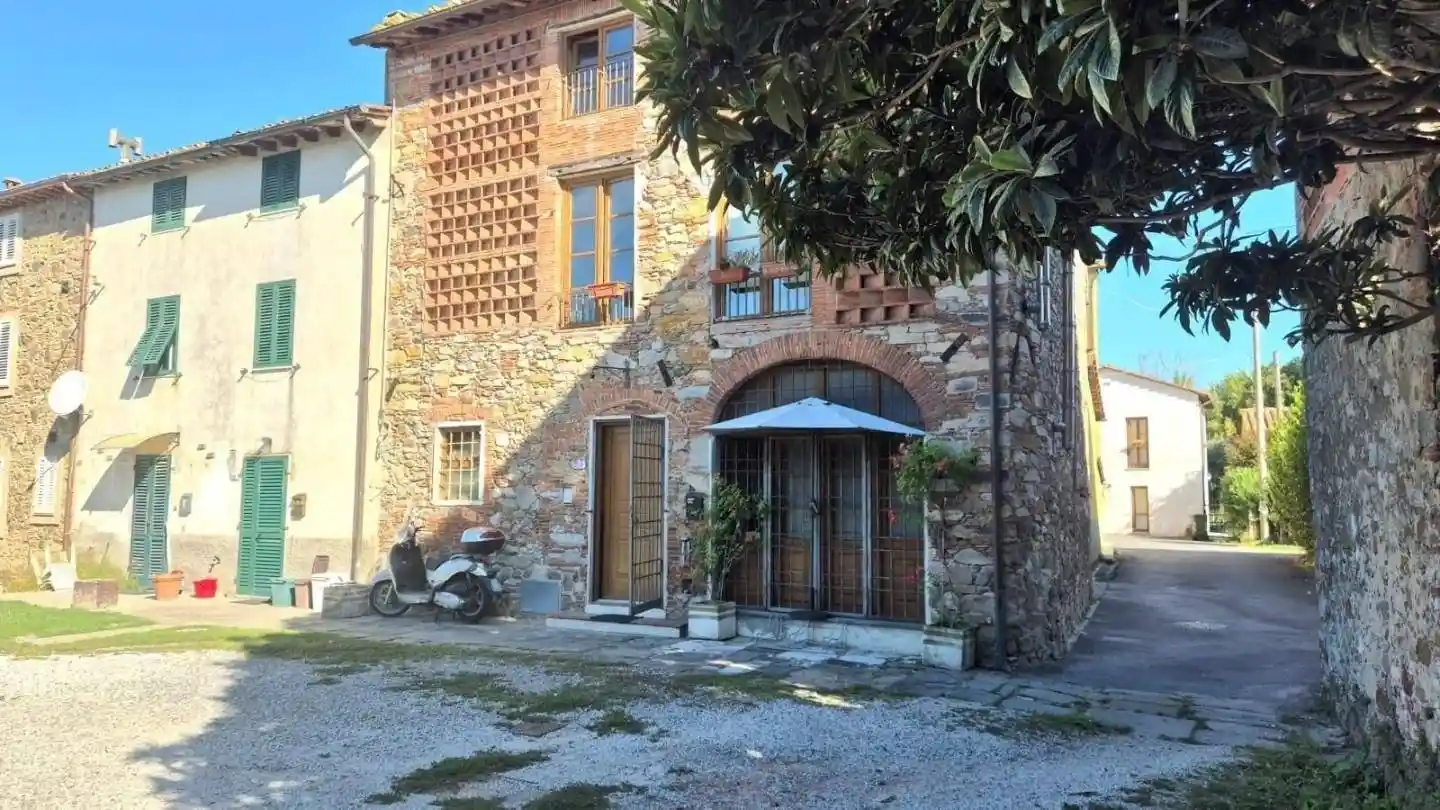 Appartamento in vendita a Lucca