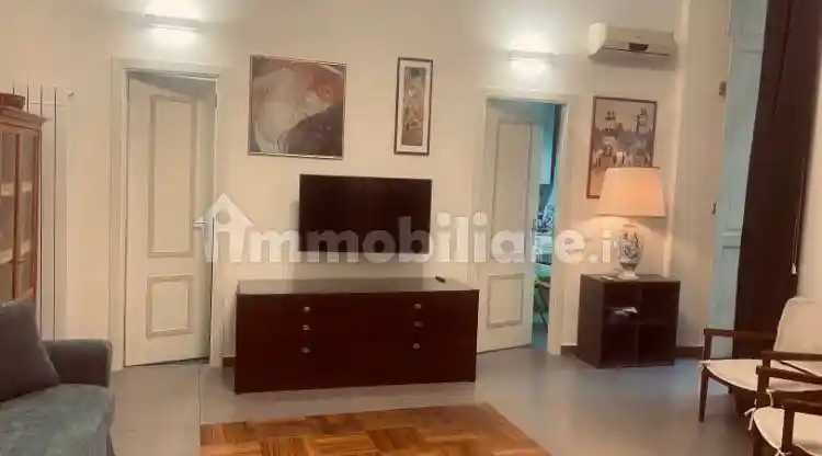 Appartamento in affitto a Napoli