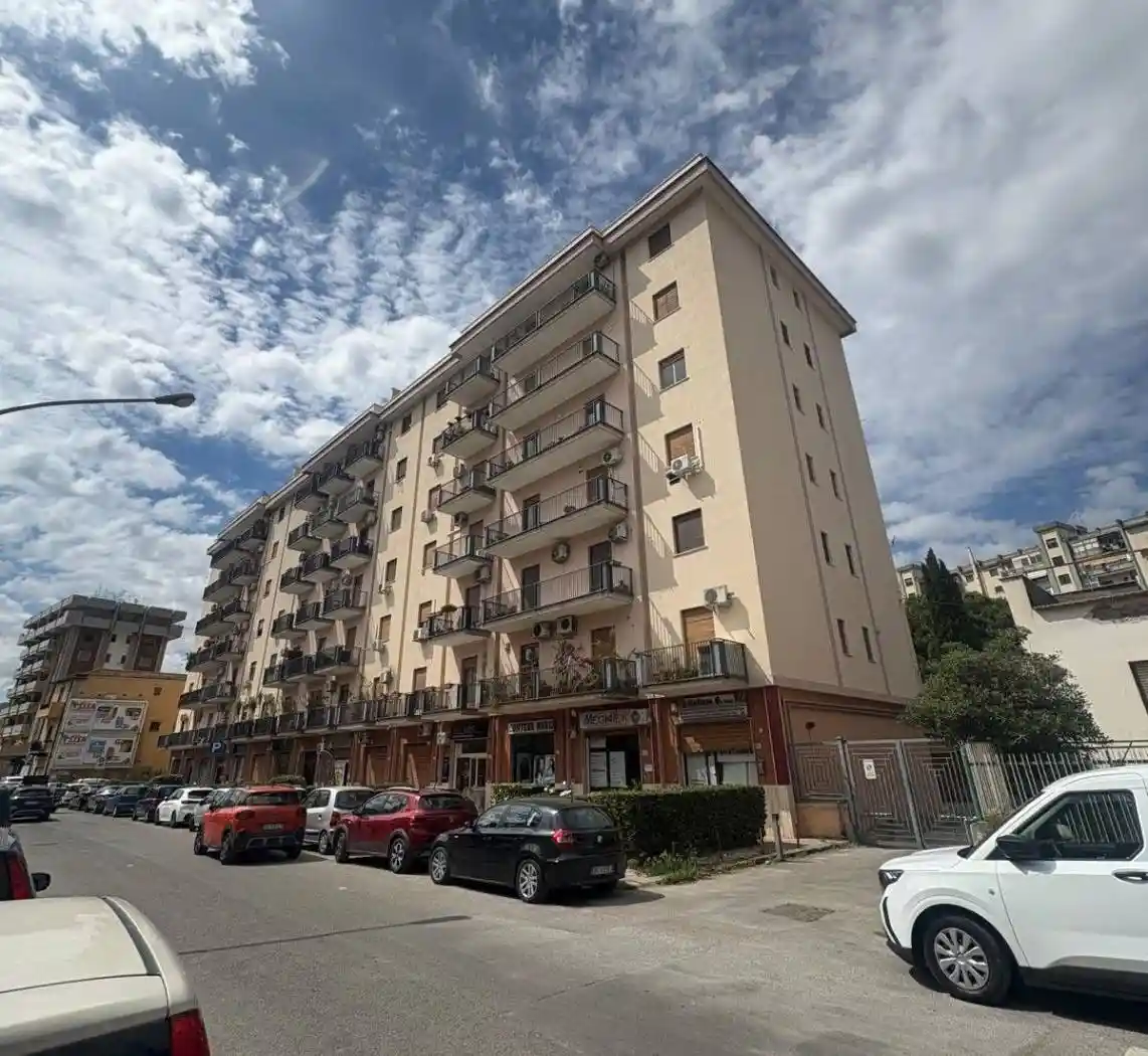 Appartamento in vendita a Palermo