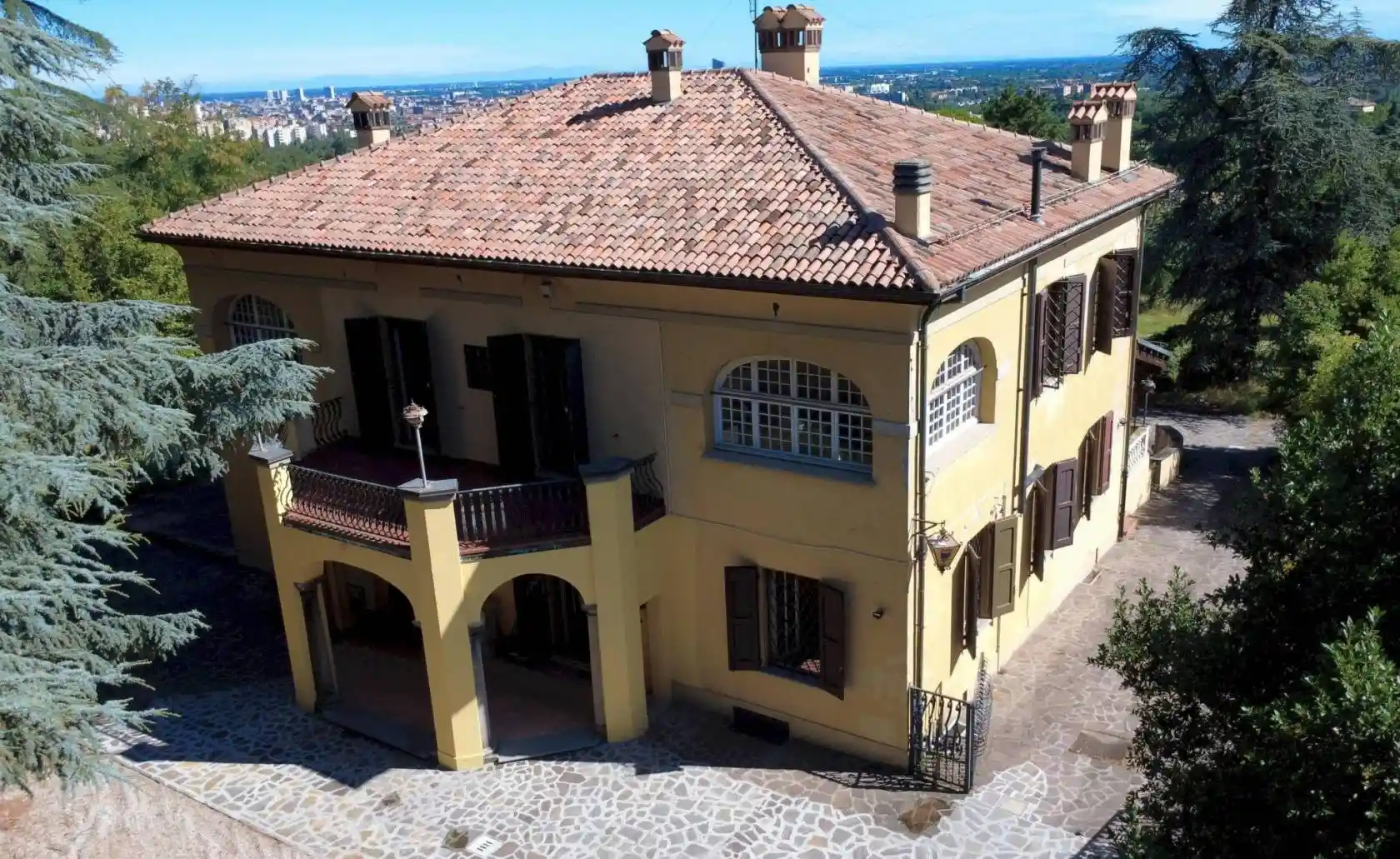 Villa in vendita a San Lazzaro di Savena