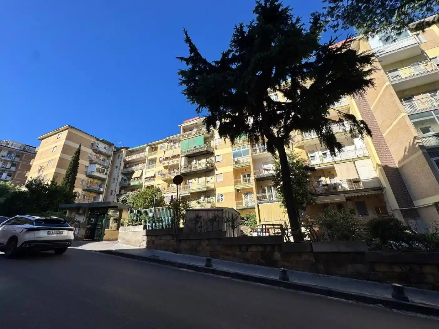 Appartamento in vendita a Napoli