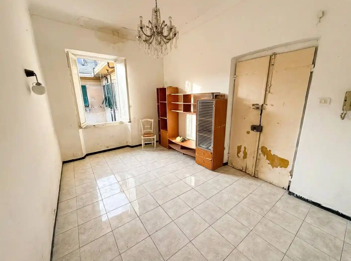 Appartamento in vendita a Genova