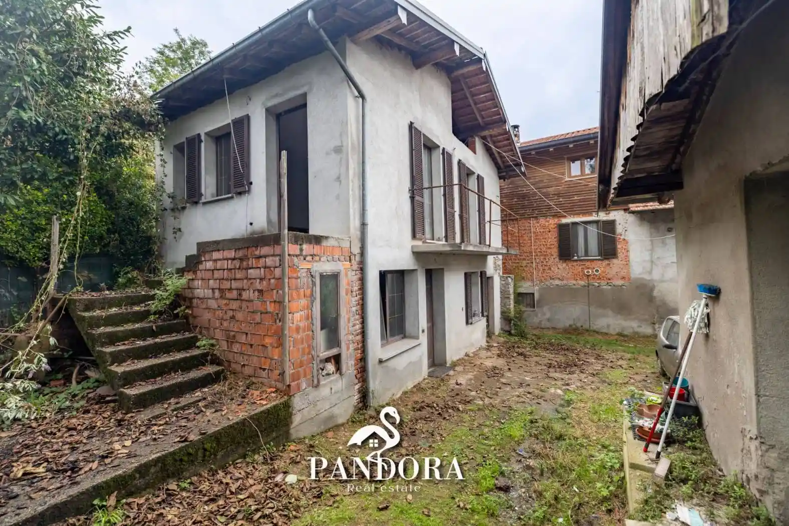 Villa in vendita a Brebbia