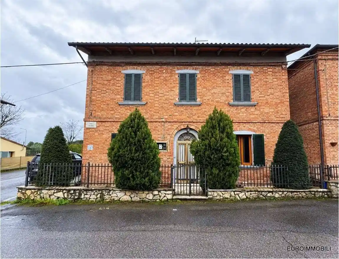 Casa indipendente in vendita a Montepulciano