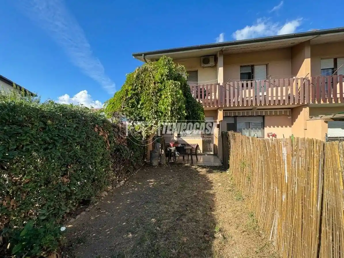 Casa indipendente in vendita a Ivrea