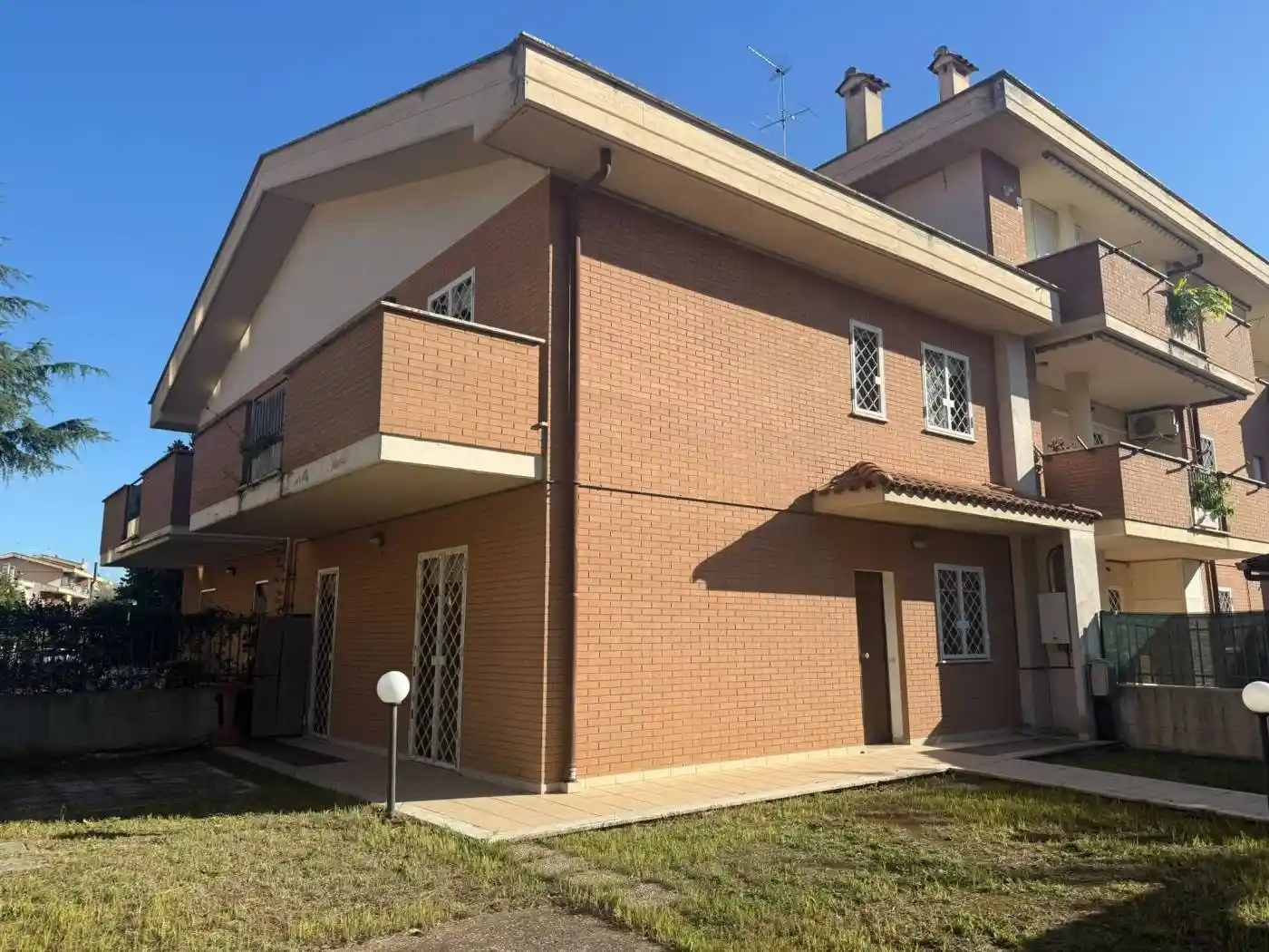 Villa in vendita a Aprilia
