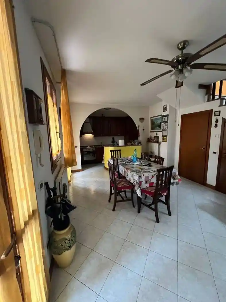 Villa in vendita a Campagna Lupia