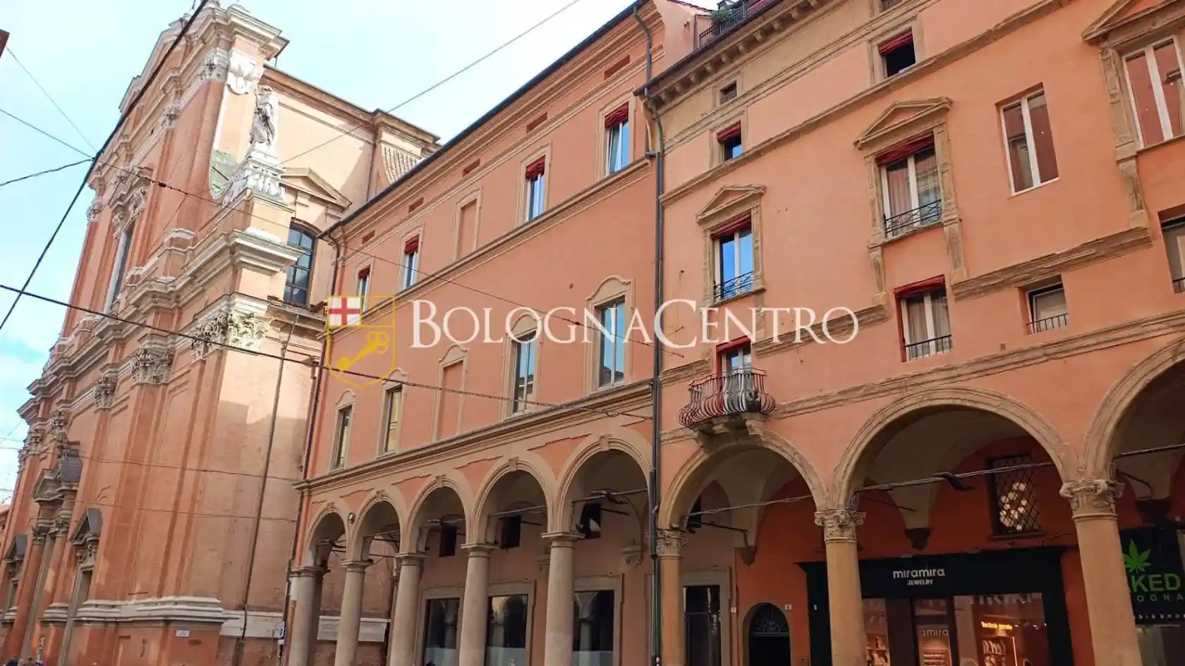 Appartamento in vendita a Bologna