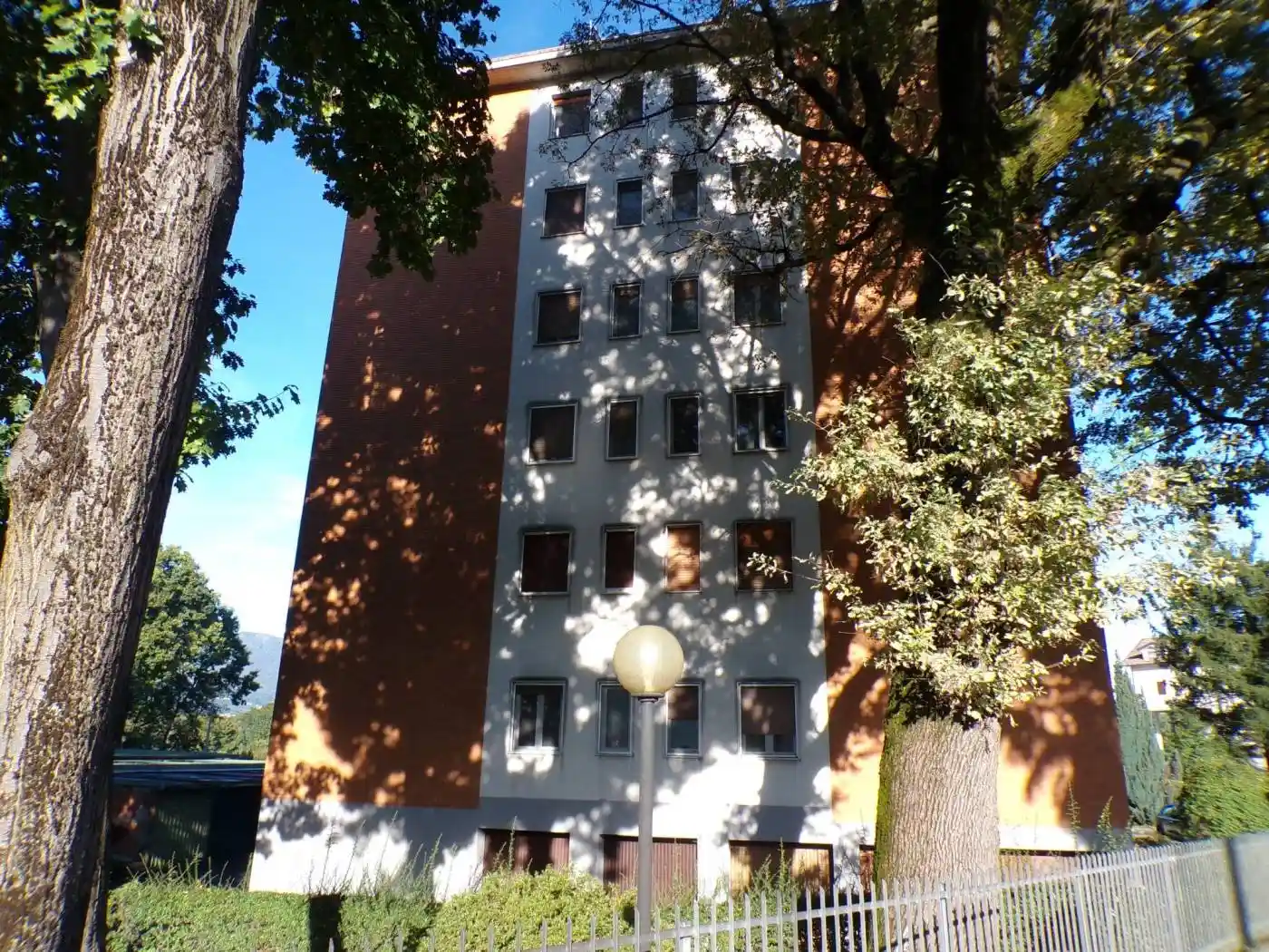 Appartamento in vendita a Travedona-Monate