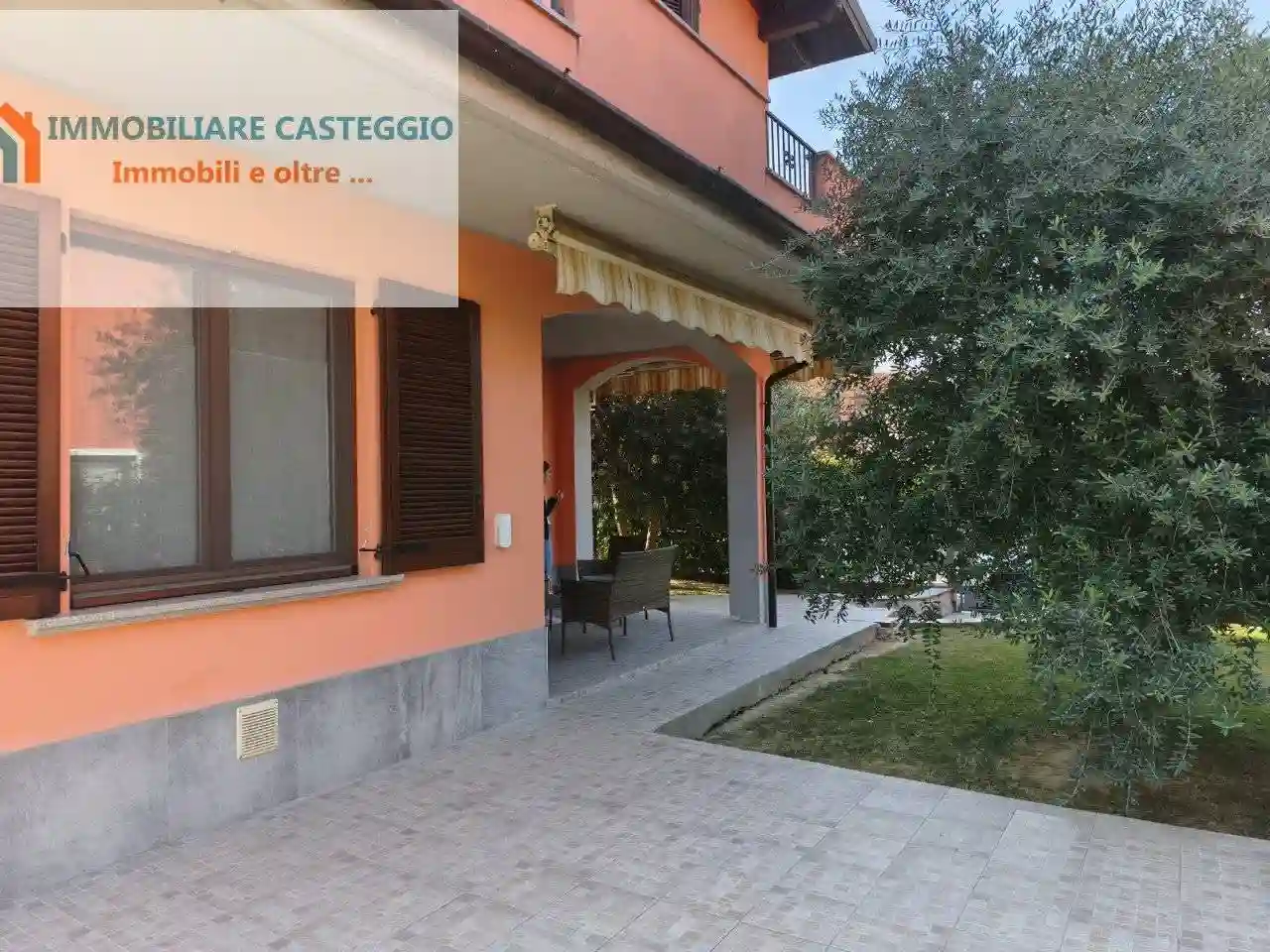 Villa - foto 2