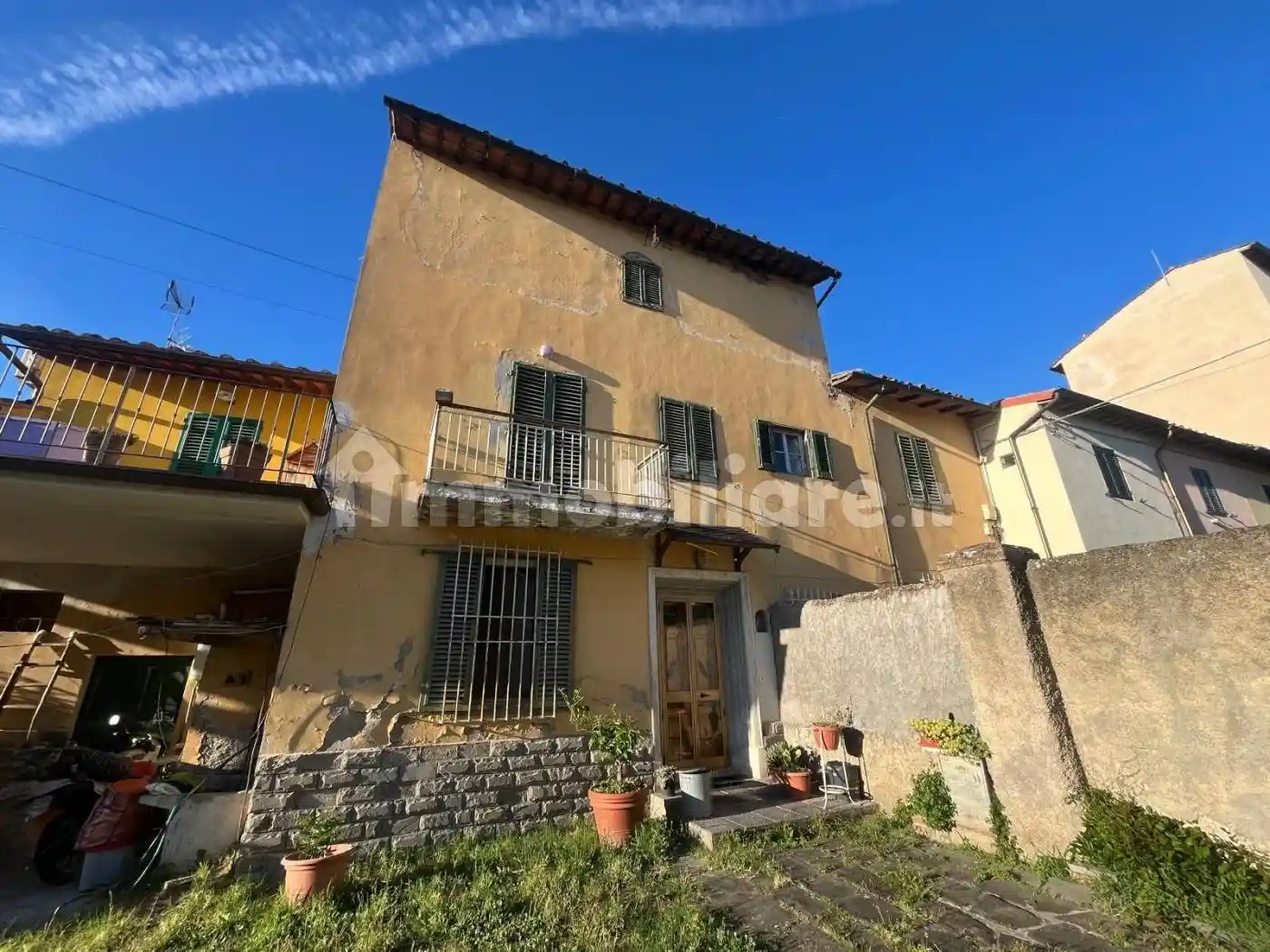 Casa indipendente in vendita a Campi Bisenzio
