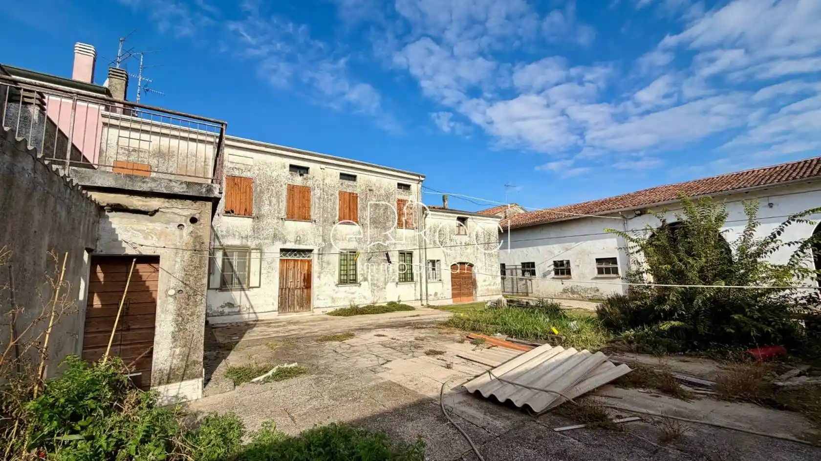 Villa in vendita a Porto Mantovano