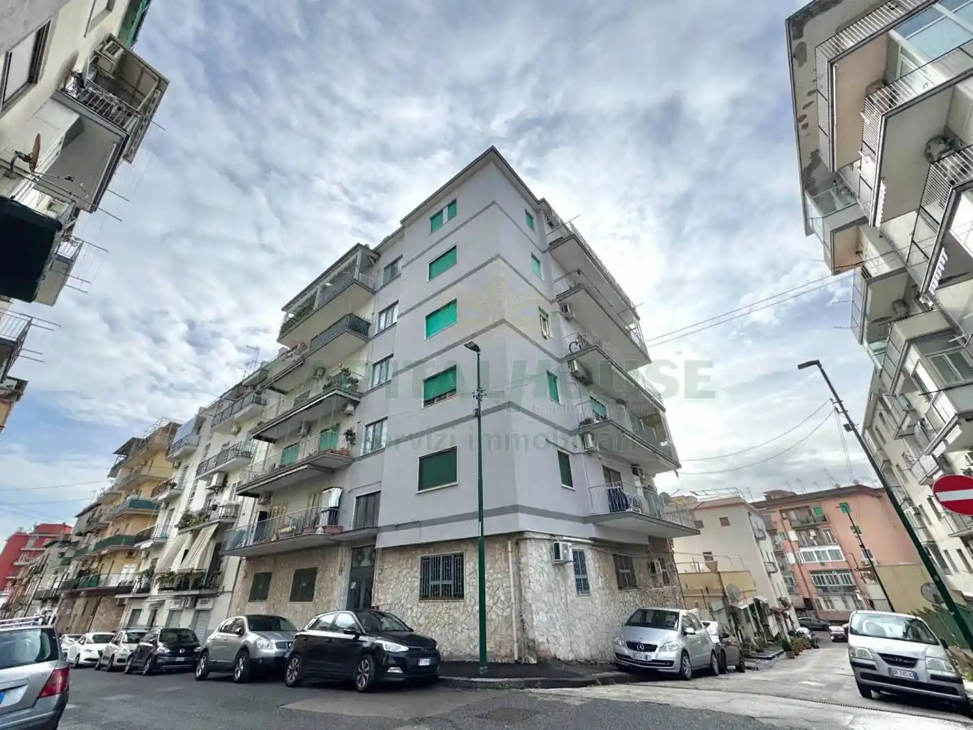 Appartamento in vendita a Napoli