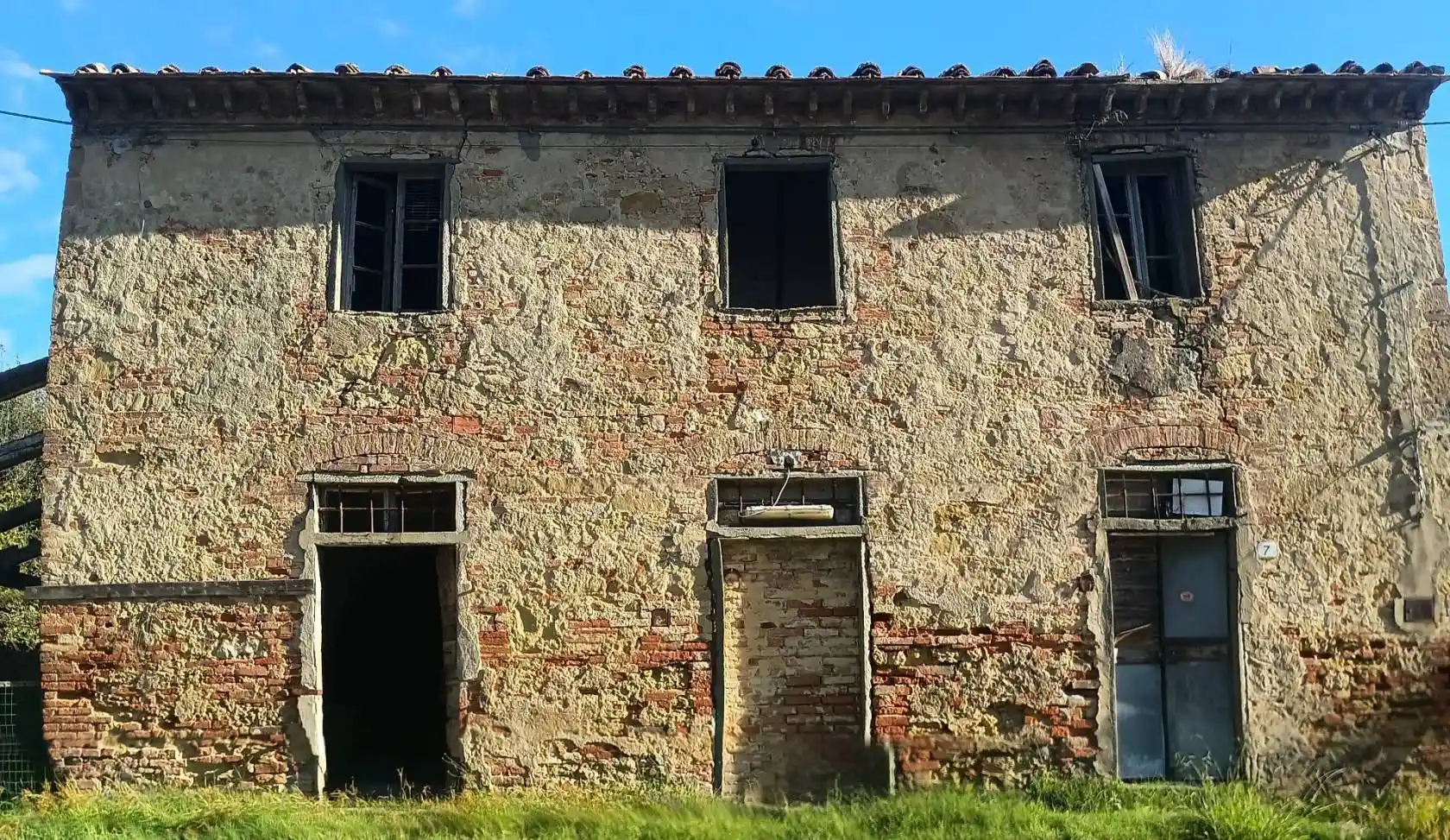 Rustico - Casale in vendita a Fauglia