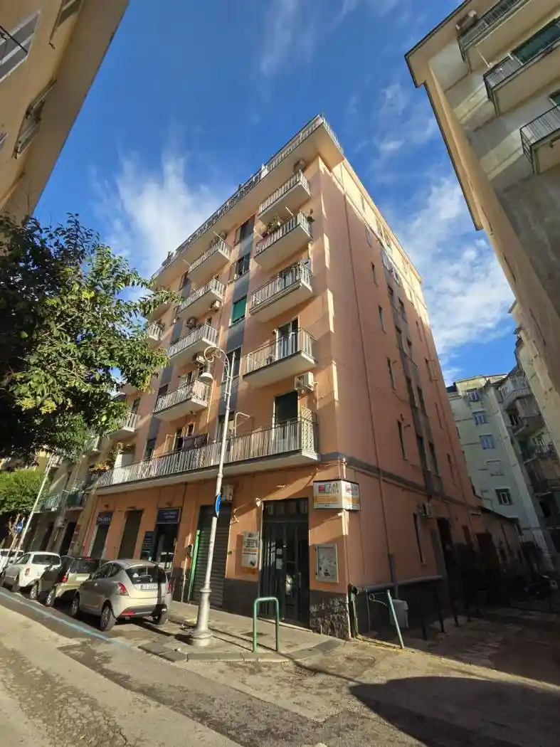 Appartamento in vendita a Salerno