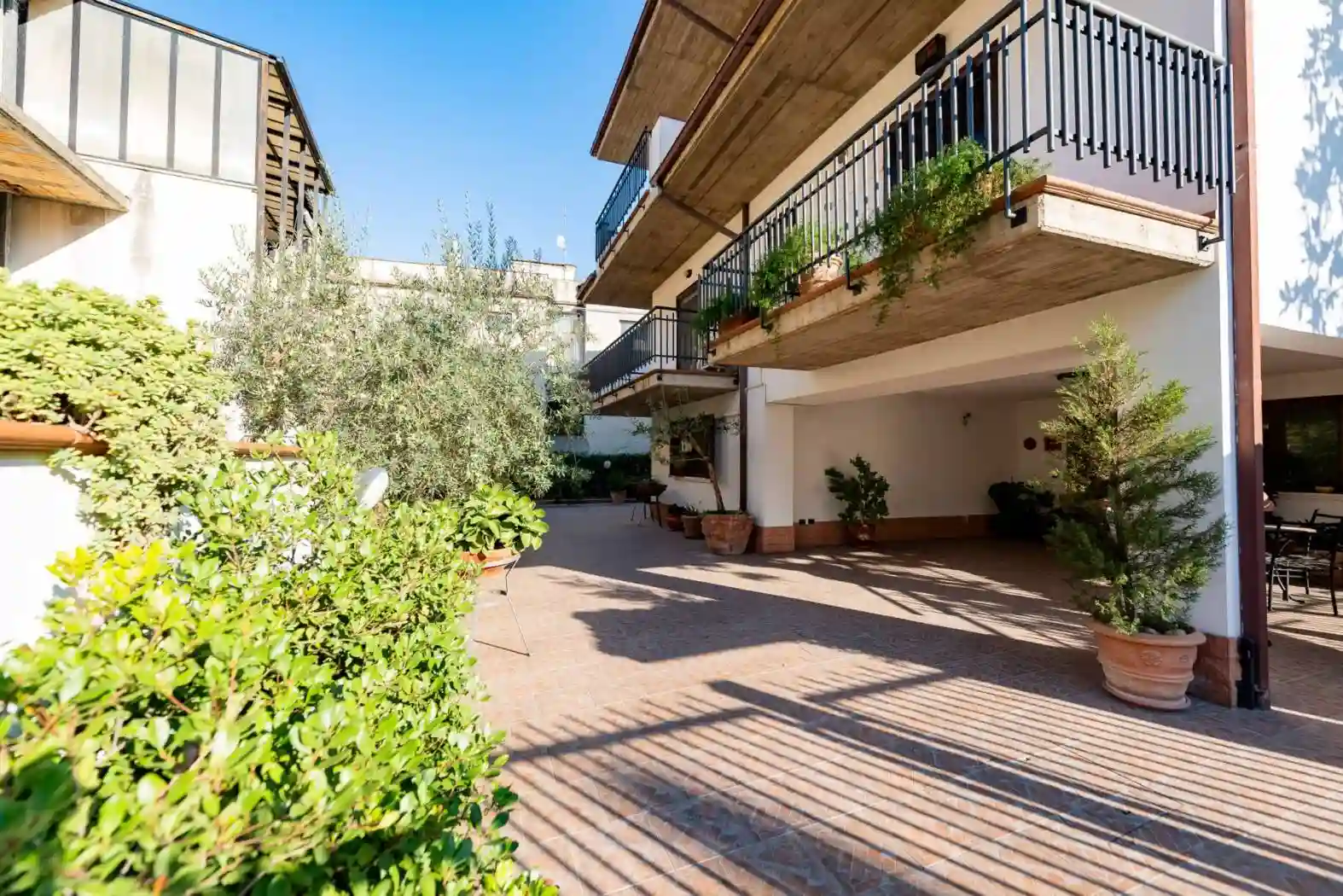 Villa - foto 2