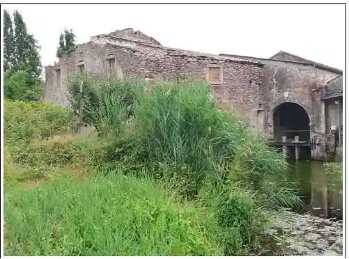 Rustico - Casale in vendita a Buttapietra