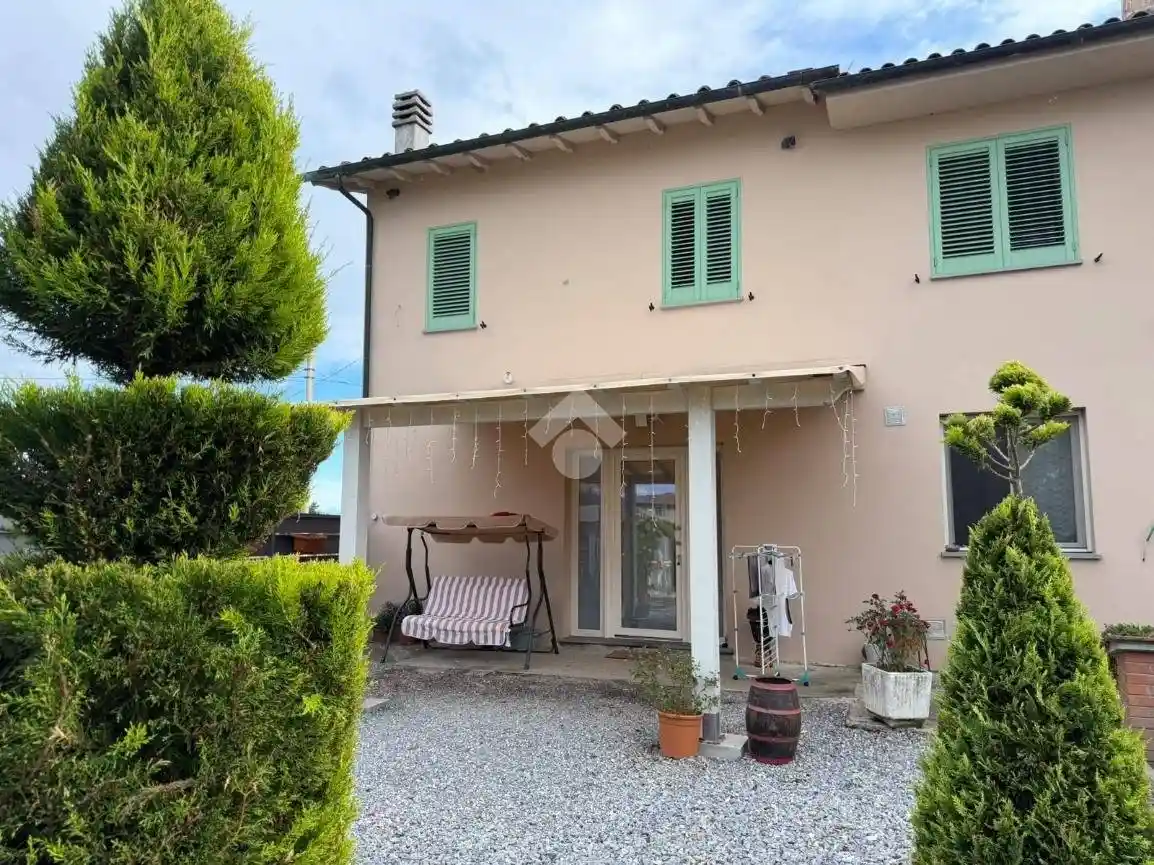 Rustico - Casale in vendita a Altopascio