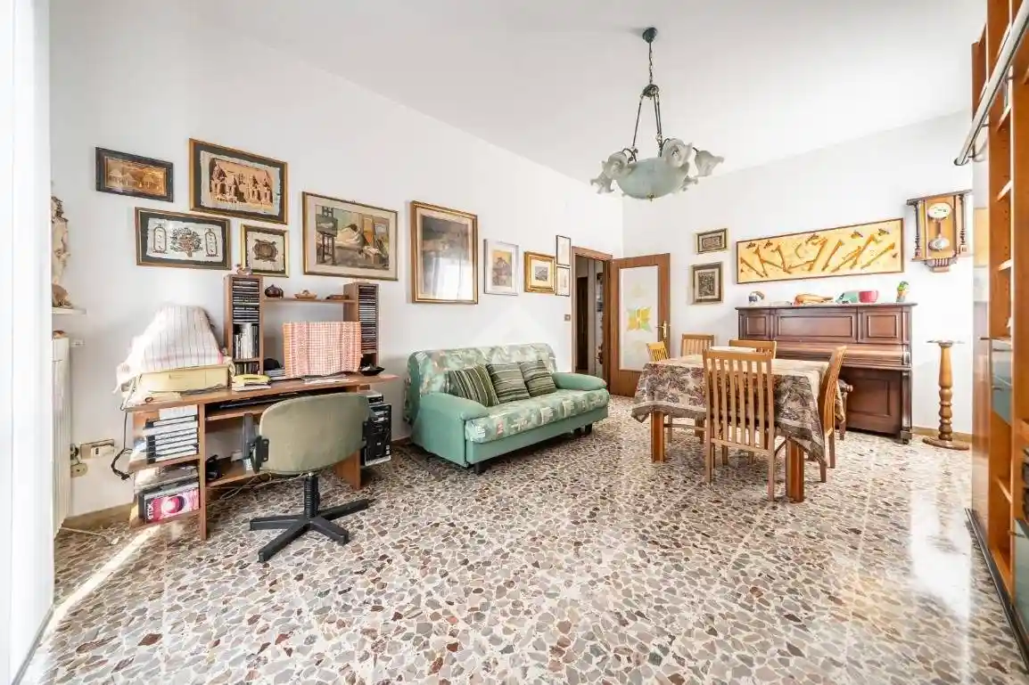 Appartamento in vendita a Reggio Emilia
