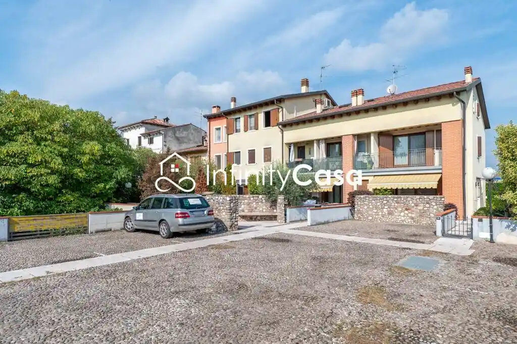Appartamento in vendita a Bussolengo