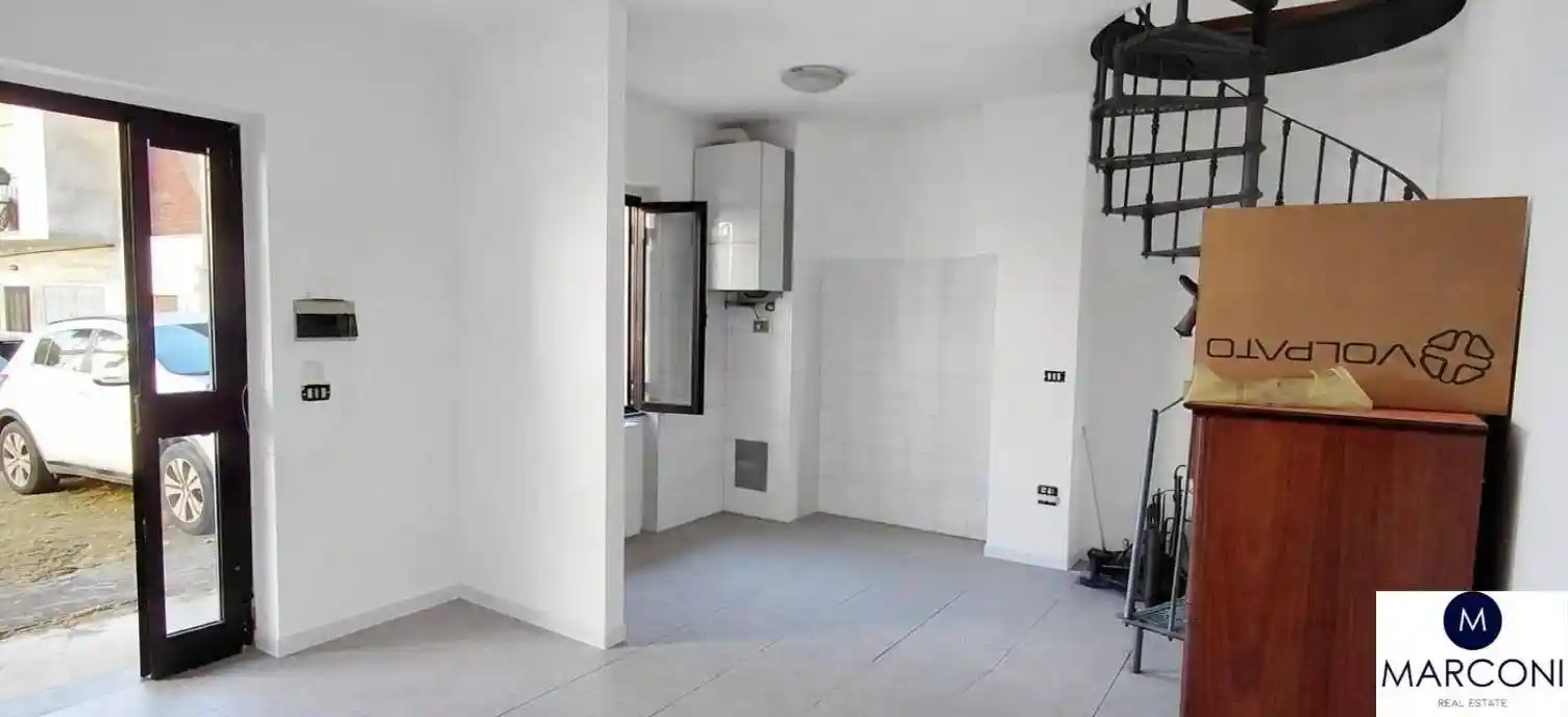 Casa indipendente in vendita a Bogogno