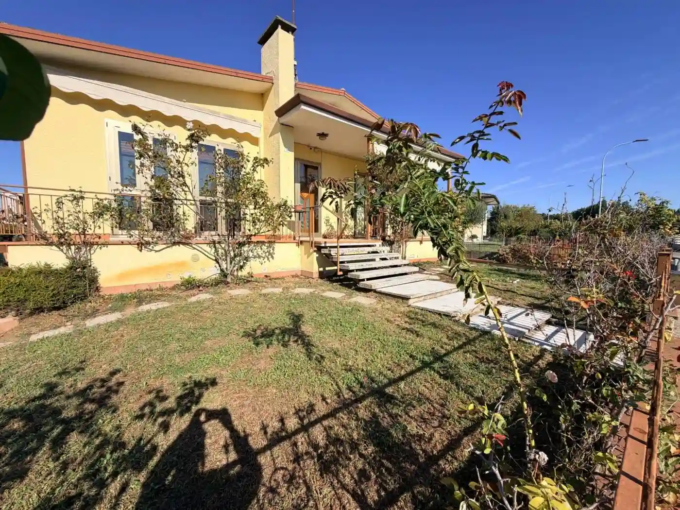 Villa - foto 2