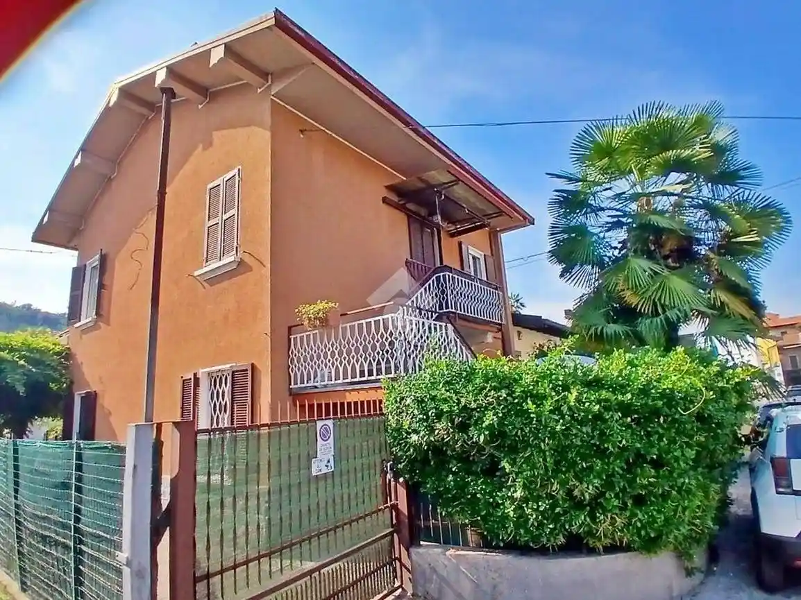 Appartamento in vendita a Dormelletto