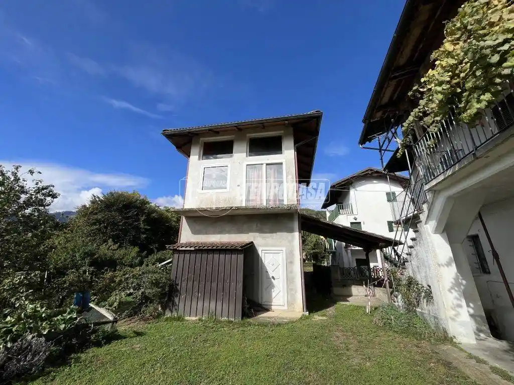 Casa indipendente in vendita a San Colombano Belmonte