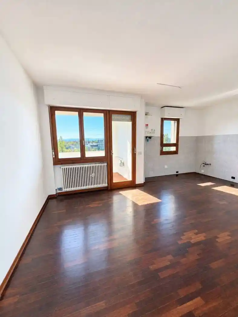 Appartamento in vendita a Parma