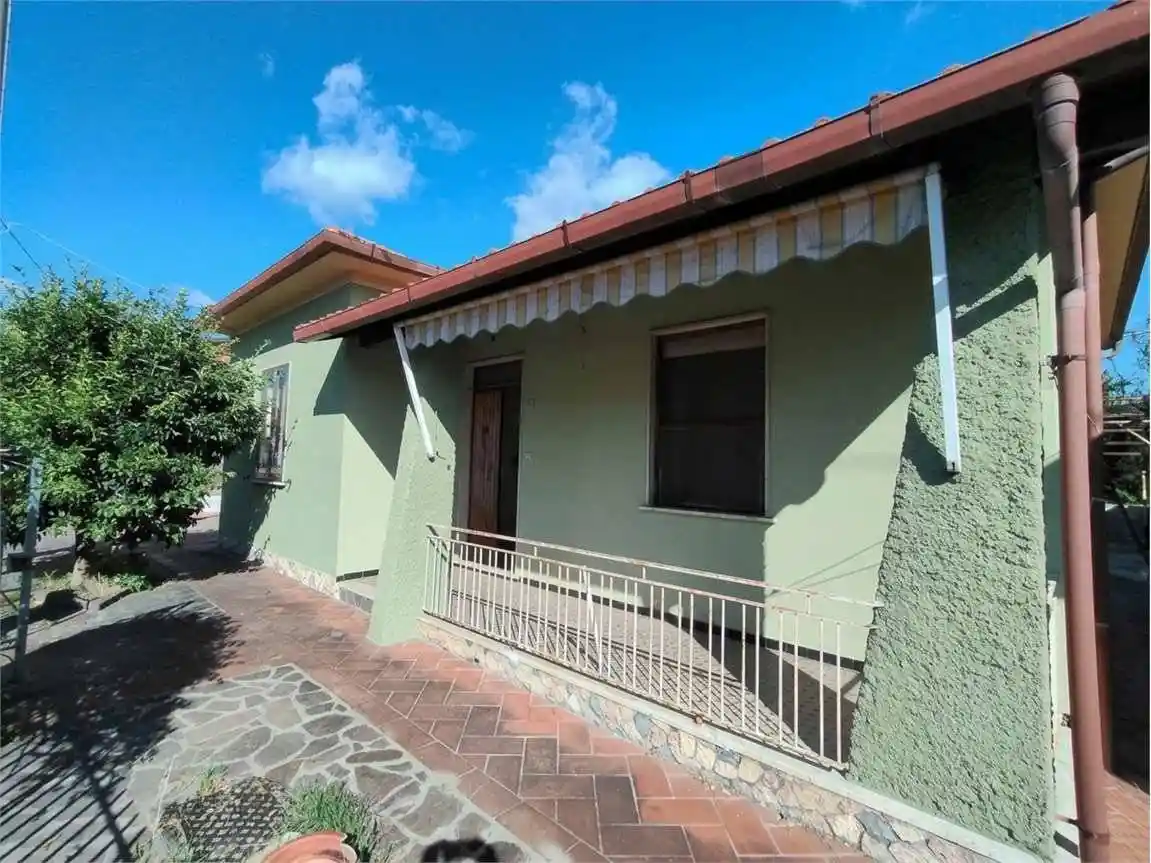 Casa indipendente in vendita a Castelnuovo Magra