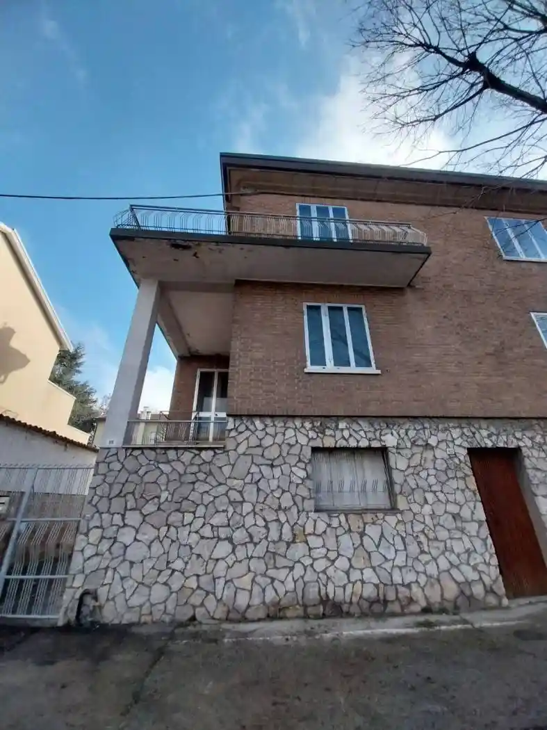 Casa indipendente in vendita a Ravenna