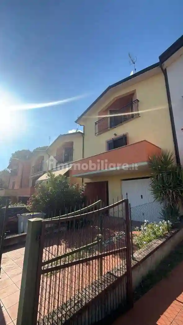 Villetta a schiera - foto 2