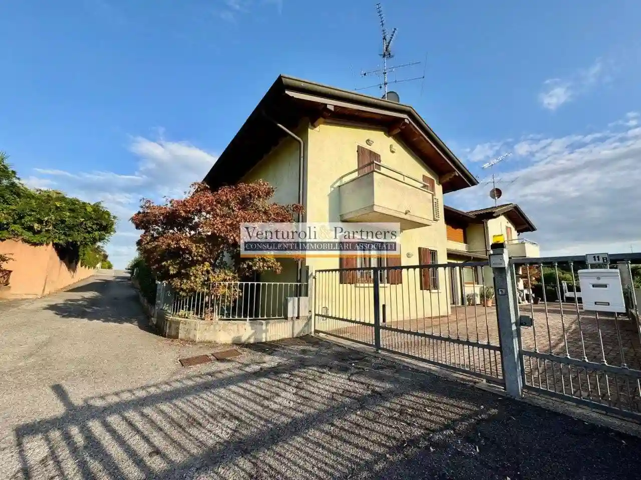 Villa - foto 2
