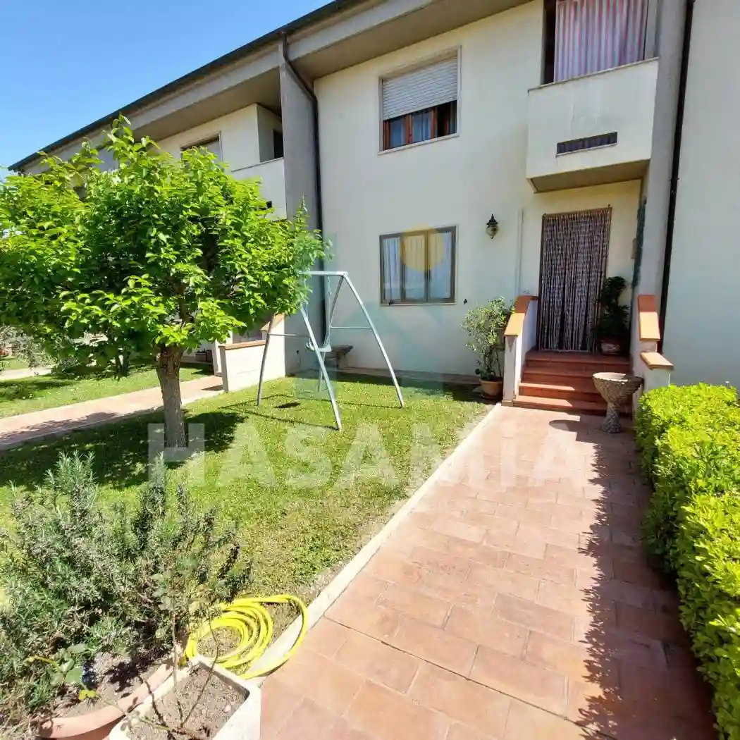 Villetta a schiera - foto 2