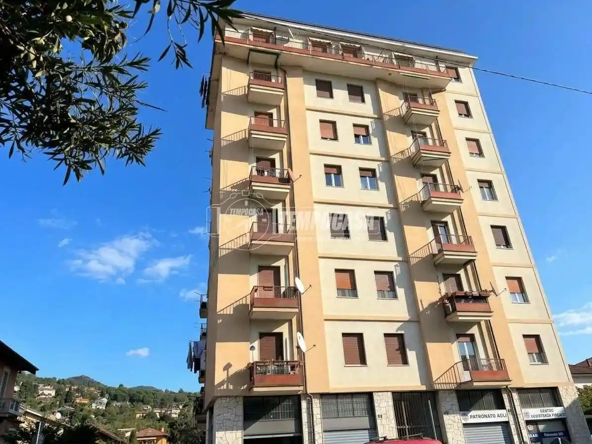 Appartamento in vendita a Verbania