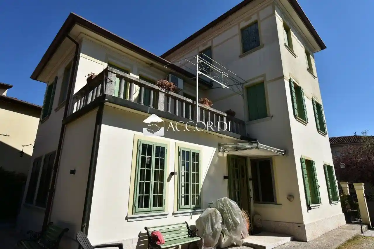 Villa in vendita a Treviso
