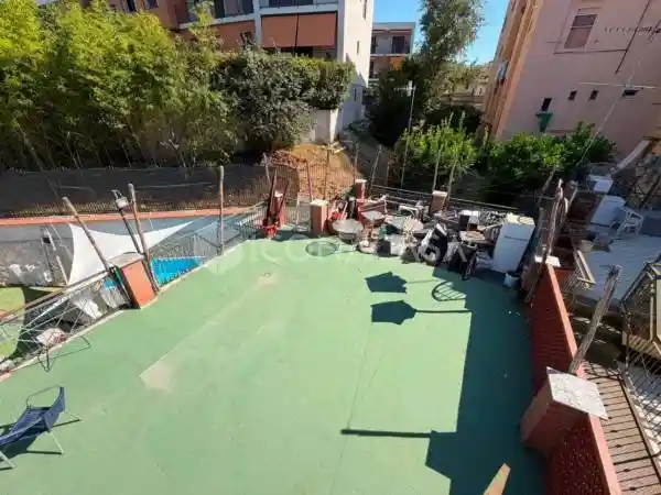 Appartamento in vendita a Napoli