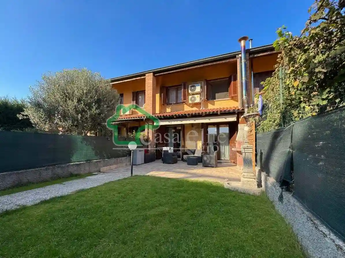 Villetta a schiera - foto 2
