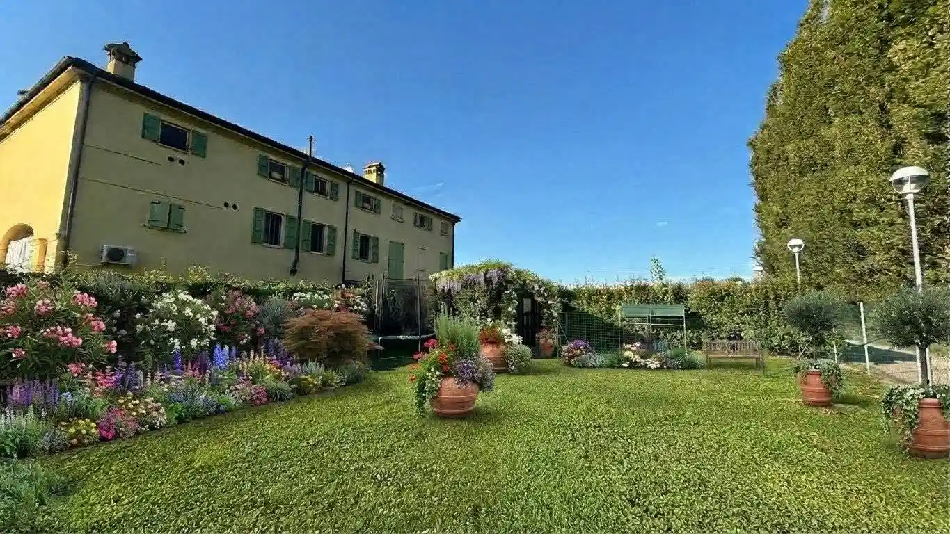 Appartamento in vendita a Modena