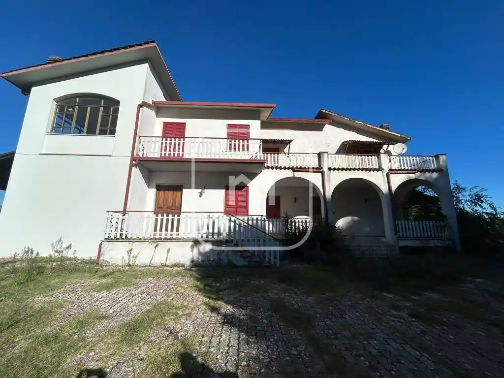 Villa in vendita a Artena