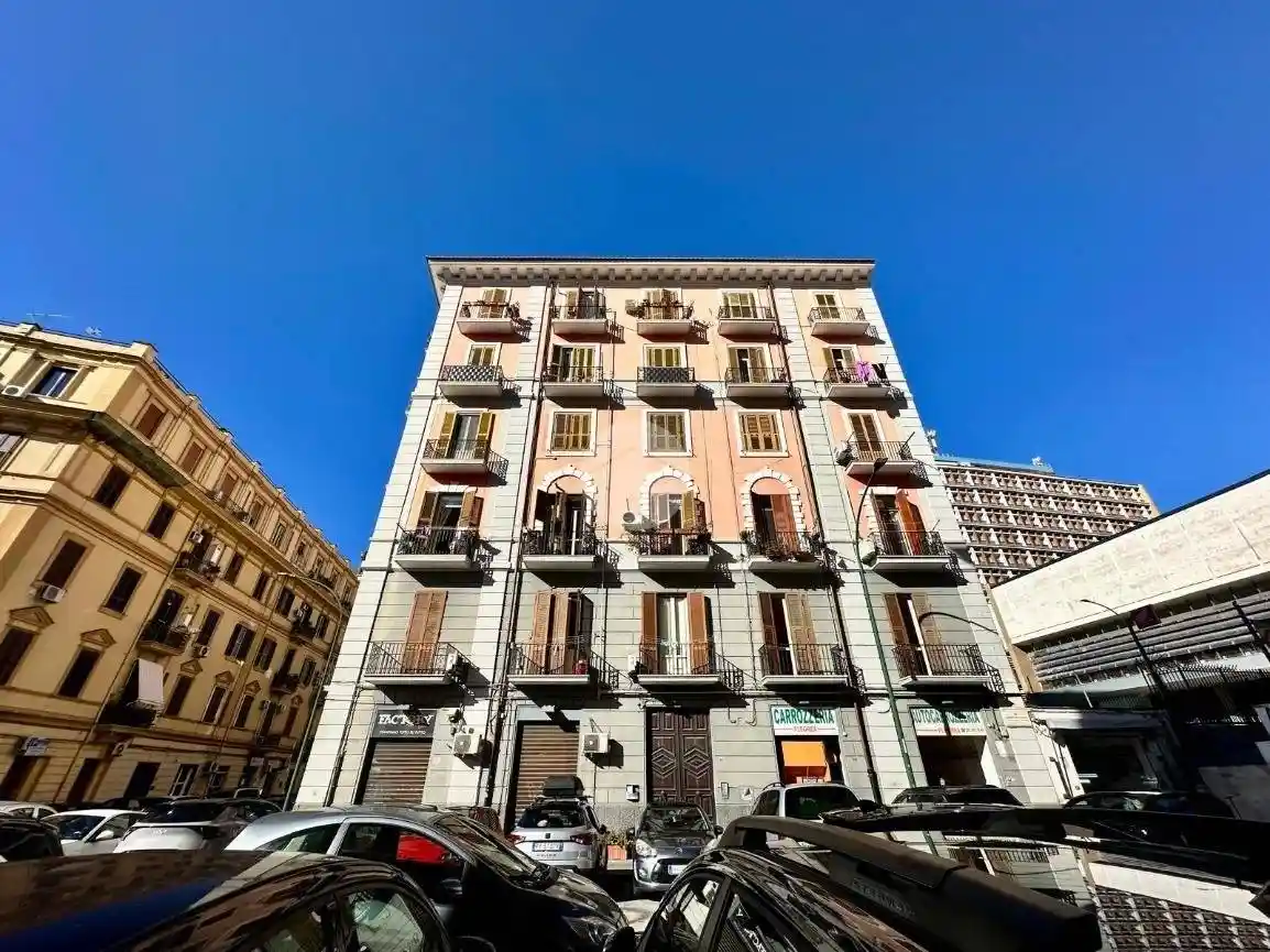 Appartamento in affitto a Napoli