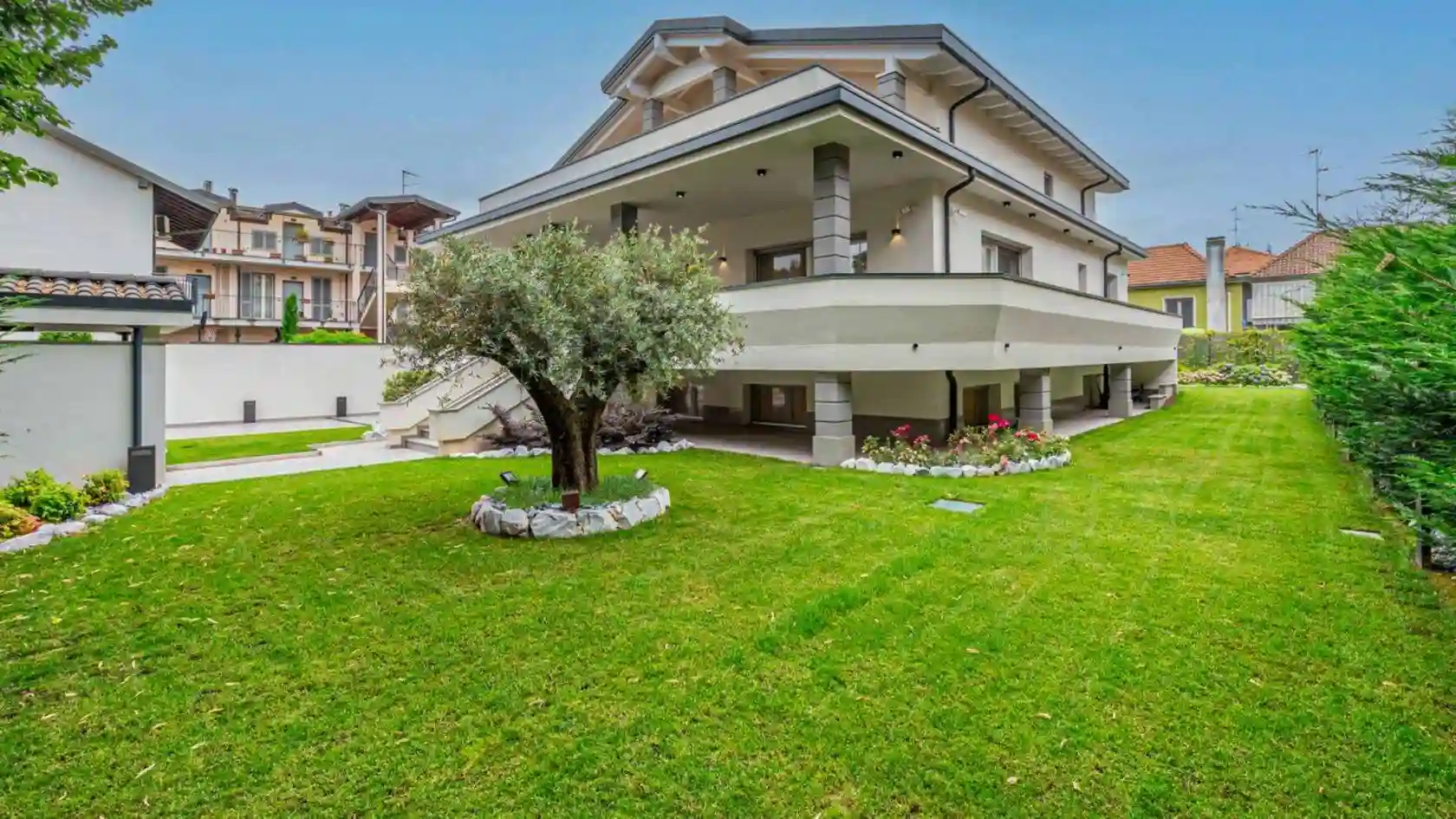 Villa - foto 2