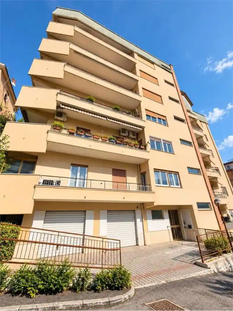 Appartamento in vendita a Frosinone