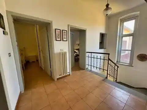 Casa indipendente in vendita a Arezzo