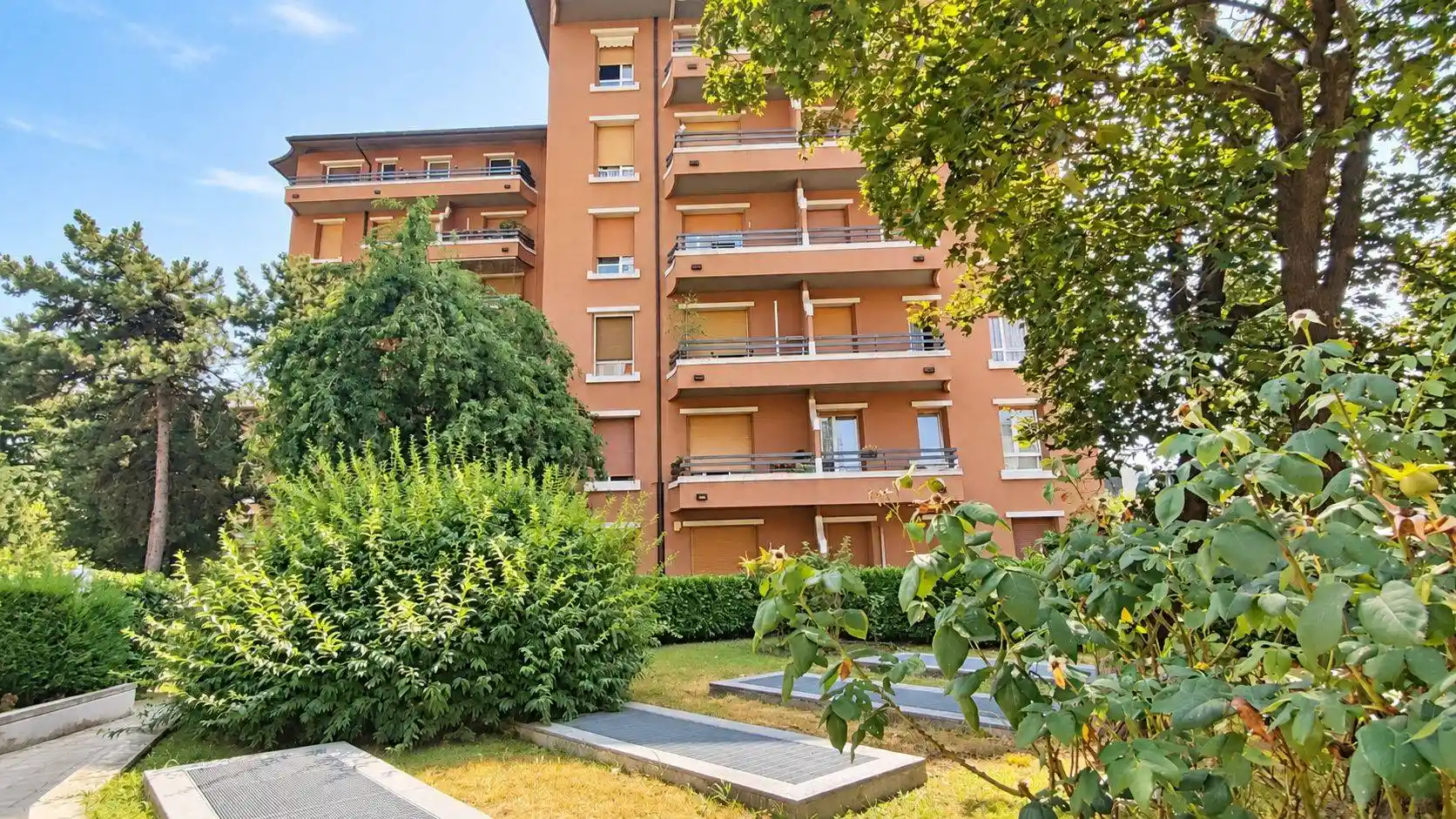 Appartamento in vendita a Monza